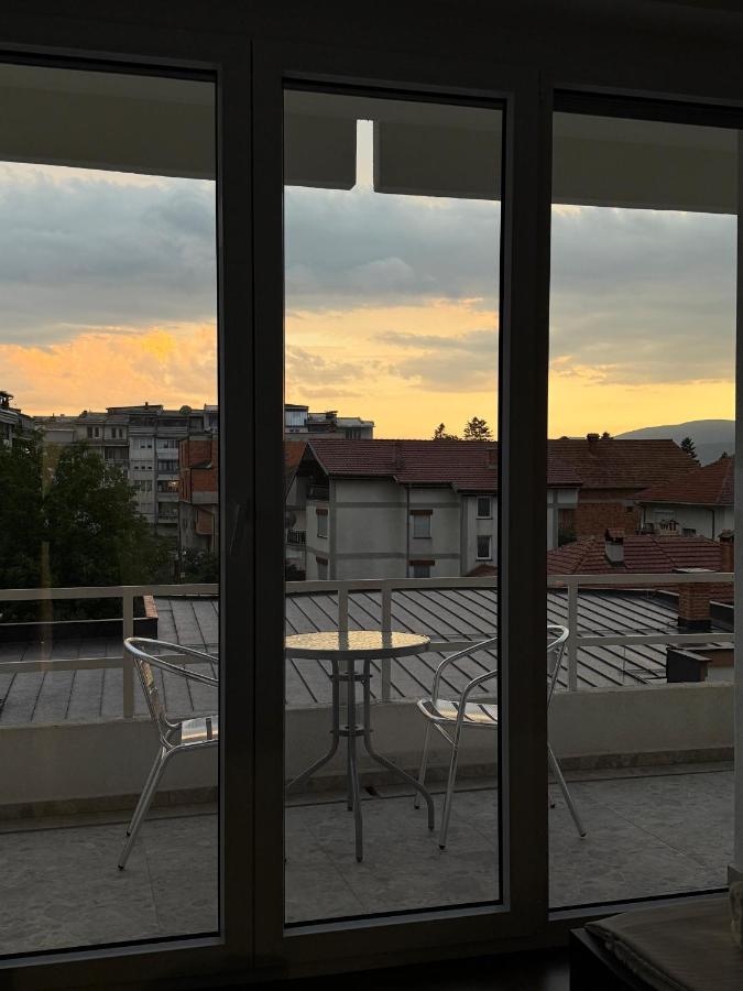 Ajazi Rooms - Ferienwohnung Struga