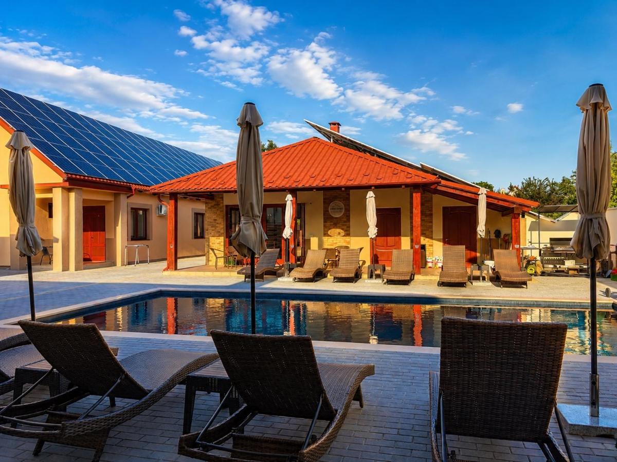 Bereg-Travel - B&B Berehove