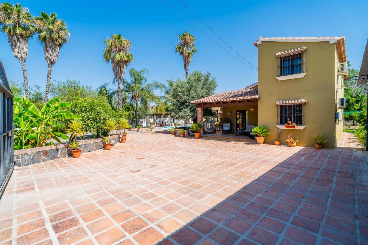 Cubo's Villa El Sauce de Coin - Ferienwohnung Coín