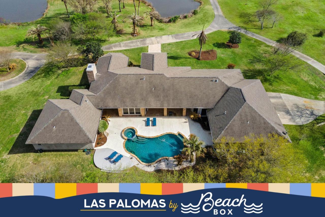 Huge, luxurious and secluded estate with private pool, pond, and large yard - Bed and Breakfast Galveston