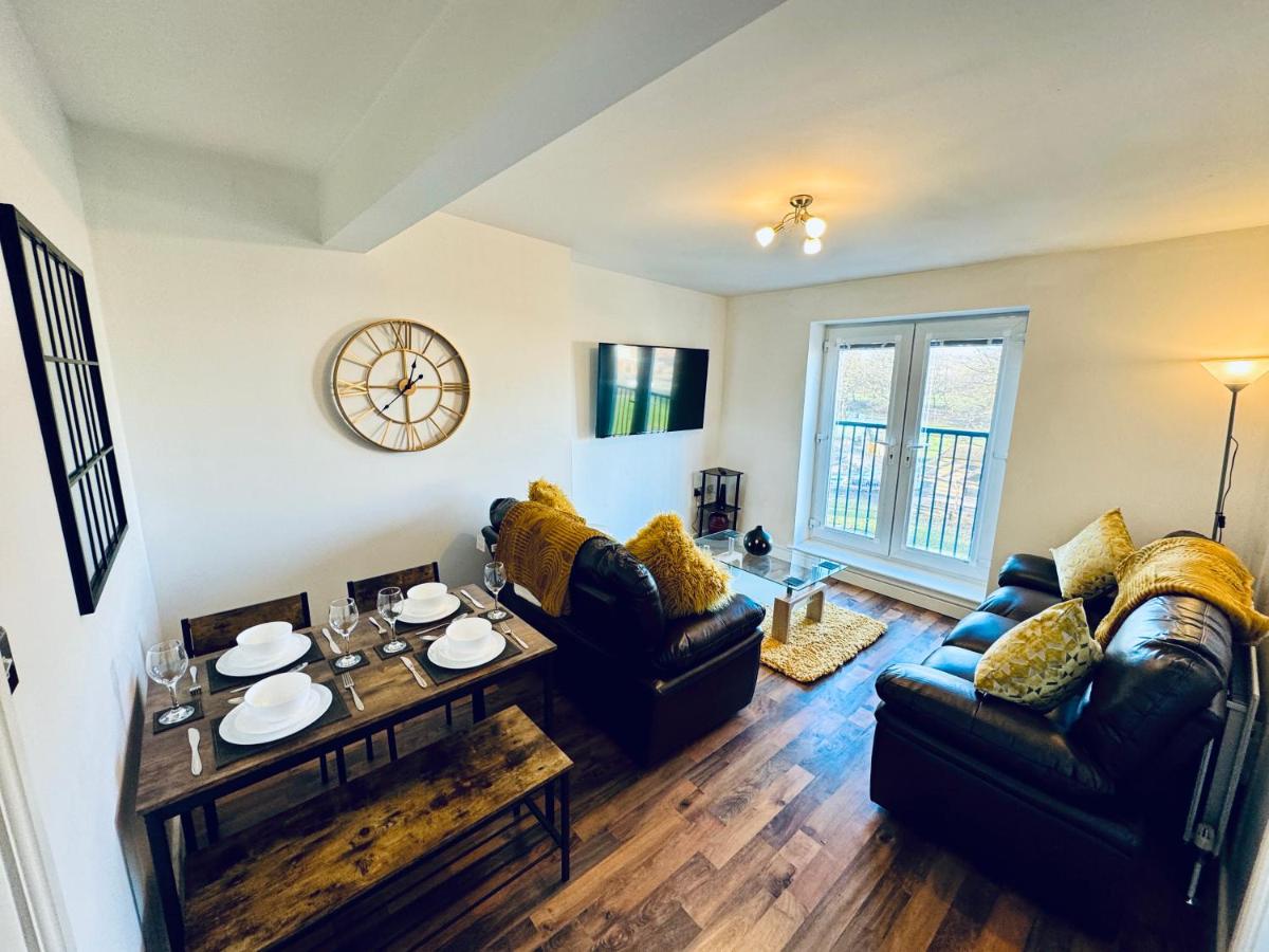 Spanish City View 2, Luxury Sea Front Apartment Free Onsite Parking - B&B Whitley Bay