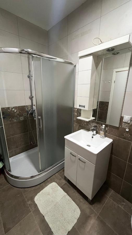 South Coast Apartment - Niš - Bed and Breakfast Niš