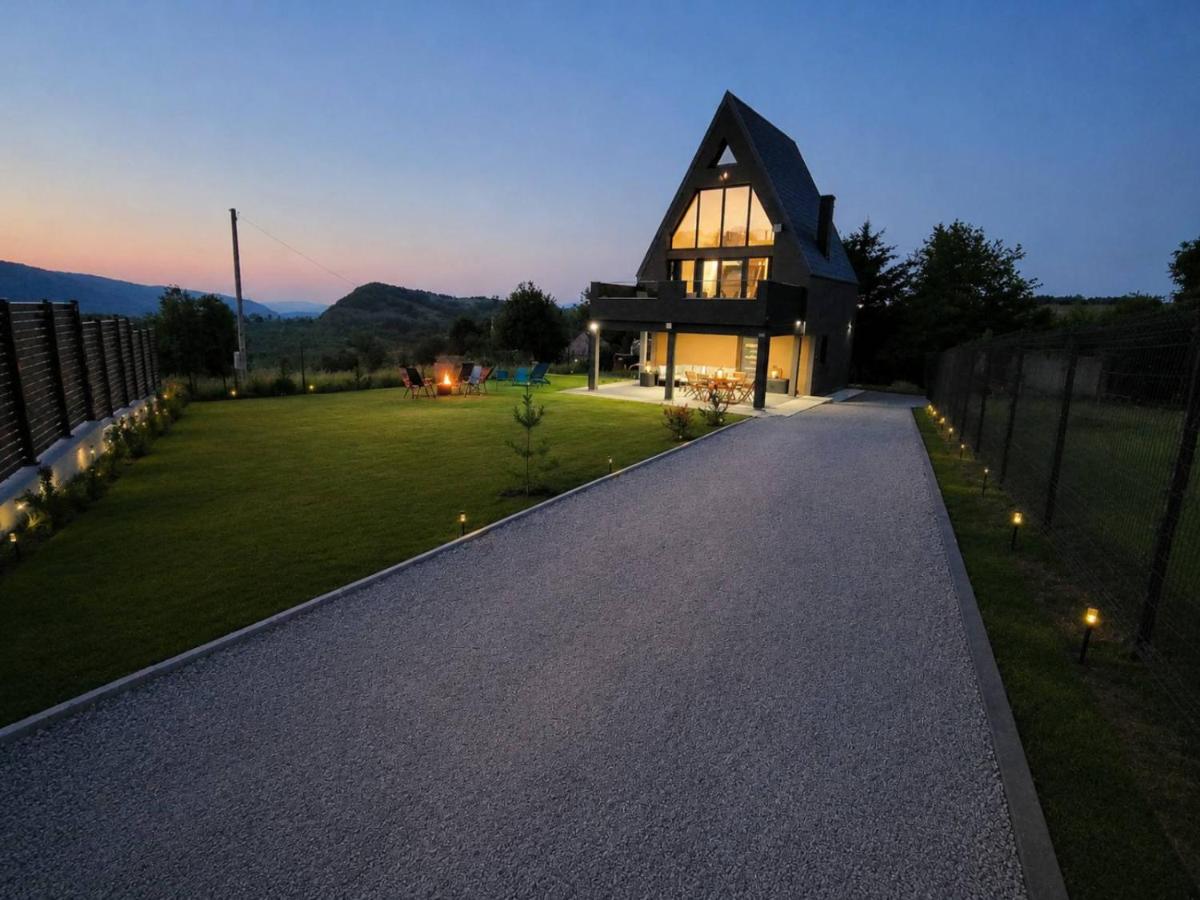 Peak Vista A-Frame - B&B Sarajevo