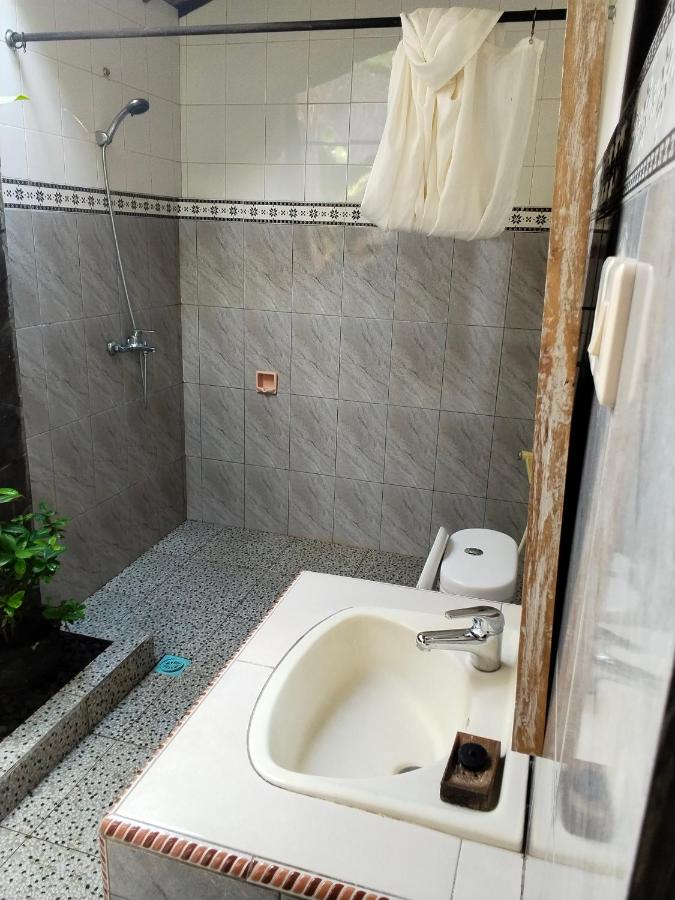 Pondok Alam Bukit - B&B Tirtagangga