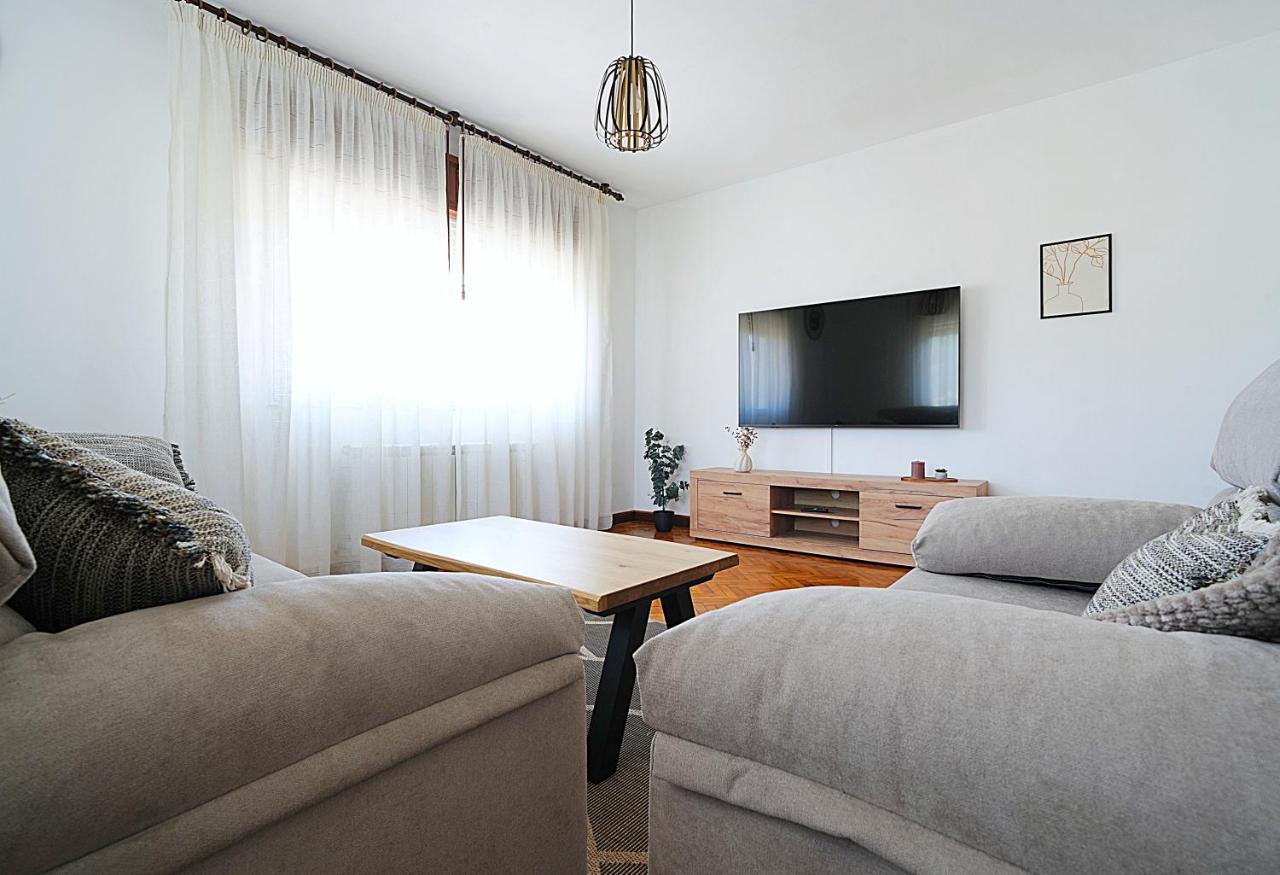 A Casa dos Avós - B&B Meis