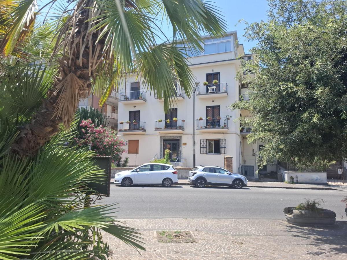 Michelangelo 33 New Home - Bed and Breakfast Pozzuoli