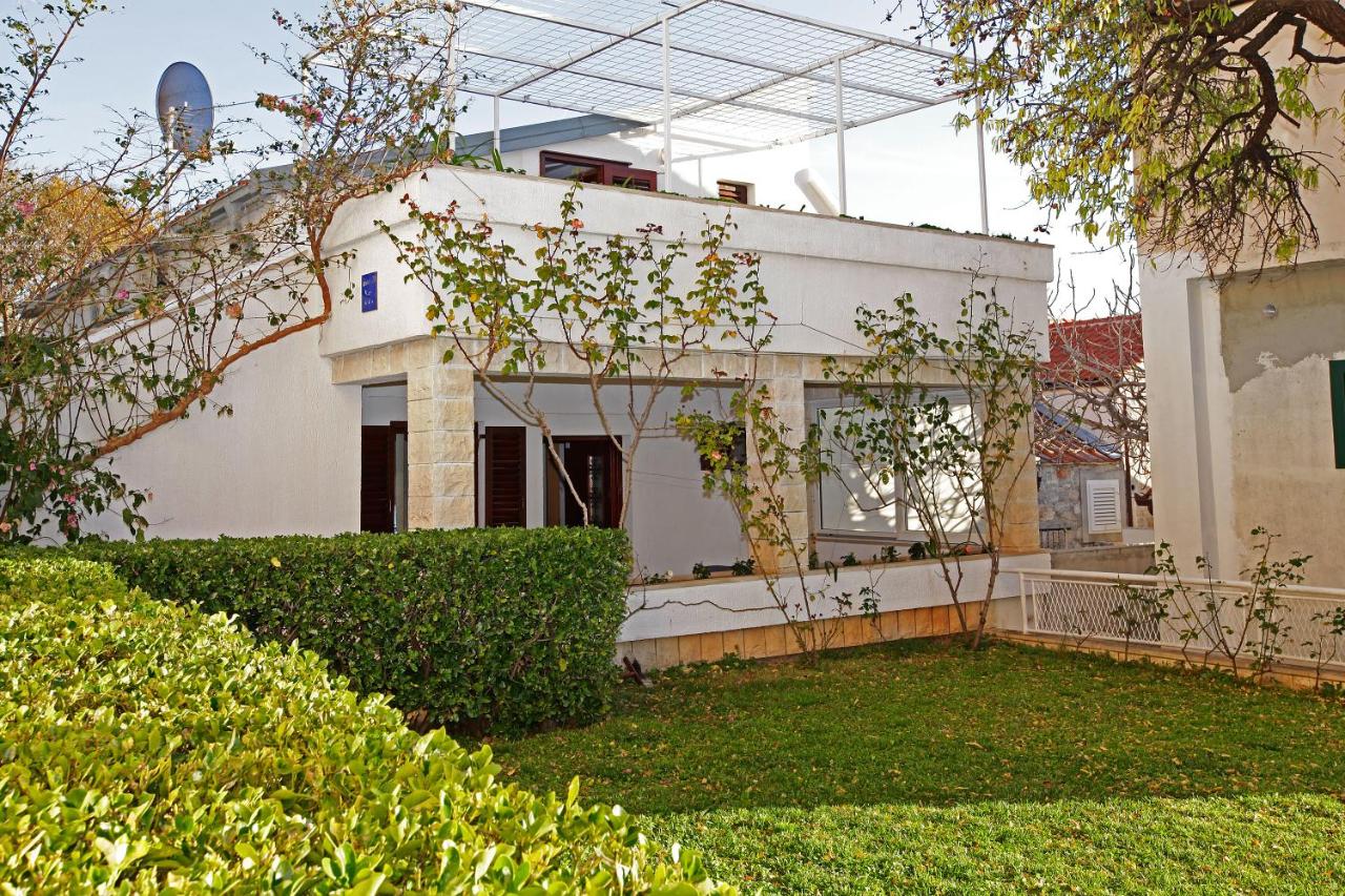 Rose Garden Apartments - B&B Bol