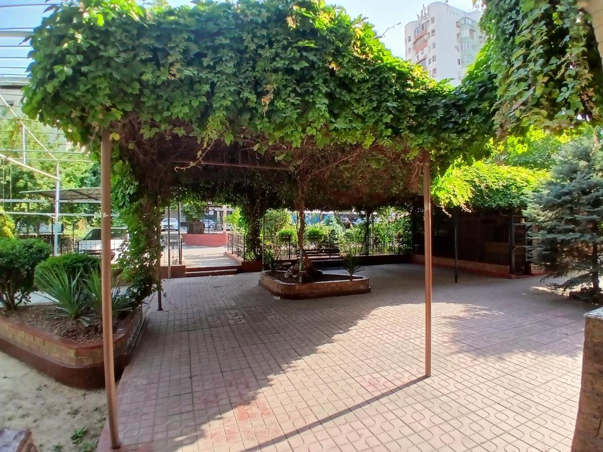 Center of Tashkent, near Metro & Amir Temur Avenue - Bed and Breakfast Tasjkent