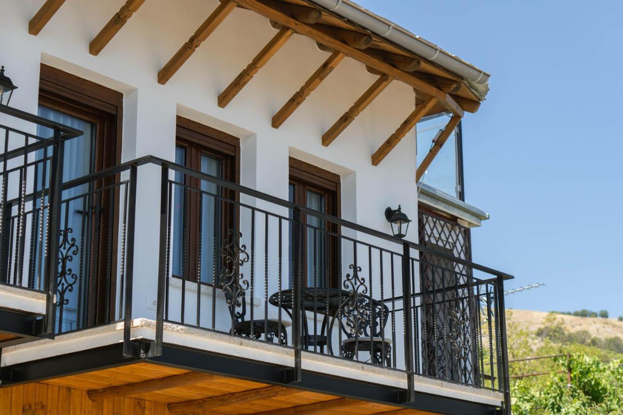 The Golden View Guesthouse - B&B Gjirokastra