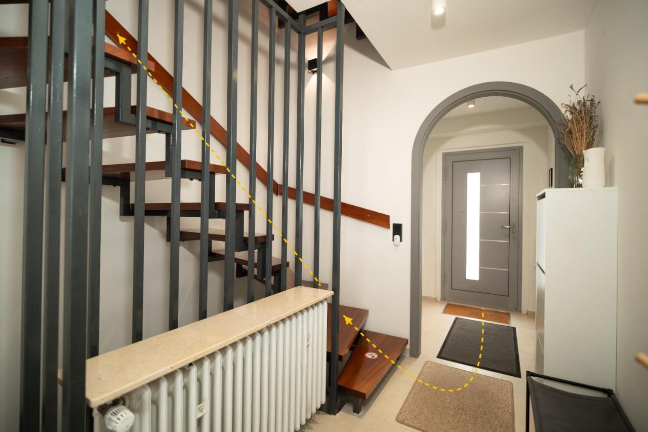 Comfort Hub - Homestay - 2 Gästezimmer im Eigentumshaus - B&B Cologne