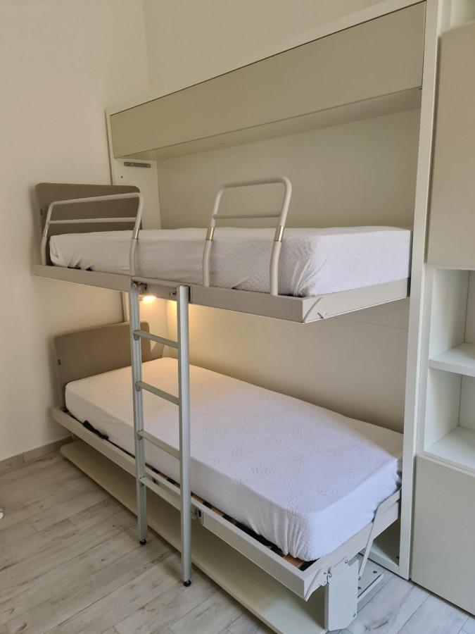 Apartment Dimora Consalvo - Chambres d'hôtes Naples