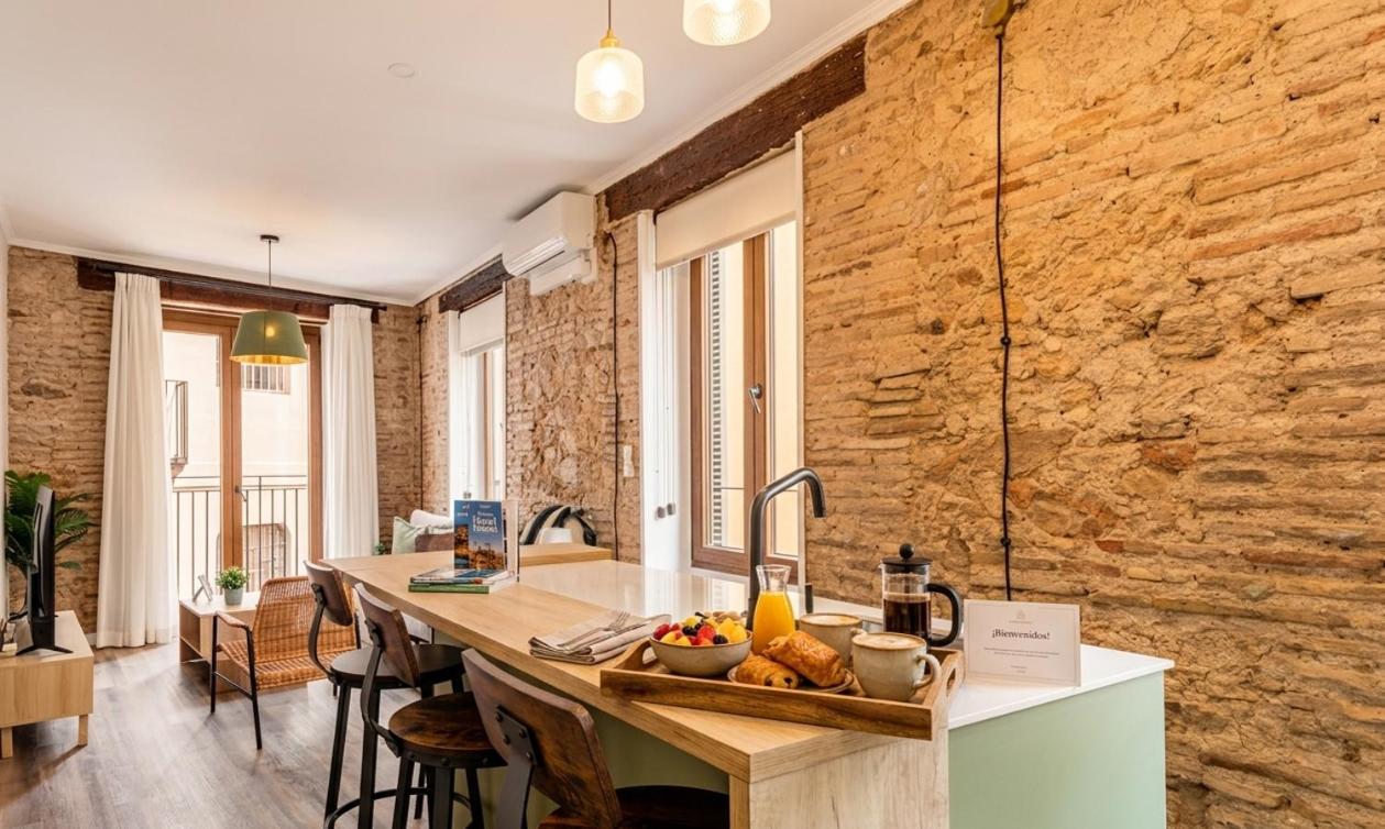 Moderno con Balcón en el Corazón de Valencia - Ferienwohnung Valencia
