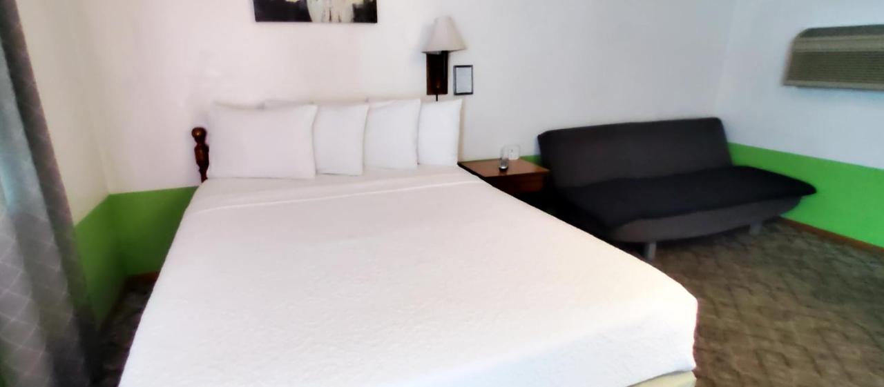 Chambre Lit Queen-Size - Non-Fumeurs