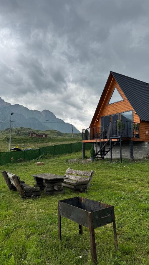Lunara Chalet - Chambres d'hôtes Stepantsminda