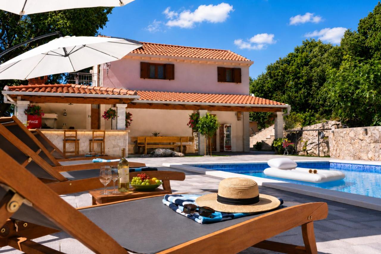Villa Celtis - Mediterranean Reverie near Dubrovnik - B&B Poljice