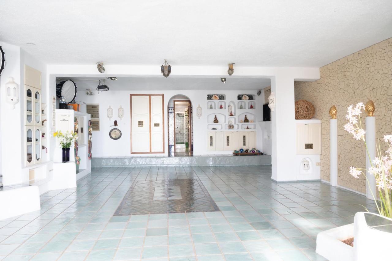 Castillo Moro Exclusive Retreat Venue Up to 20 Guests - Bed and Breakfast Santa Cruz de Tenerife