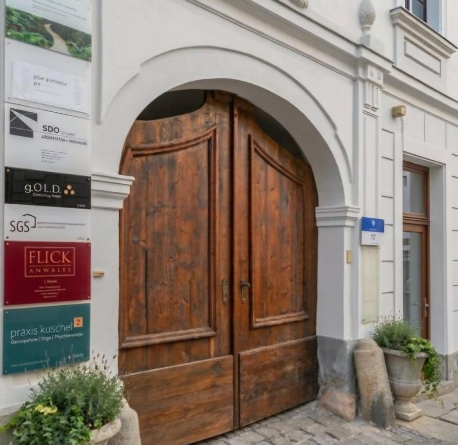 Innenstadt Apartment Sporgasse mit Tiefgarage - B&B Graz