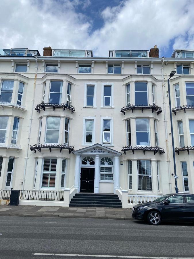 Solent Apartments, Southsea seafront - B&B Portsmouth