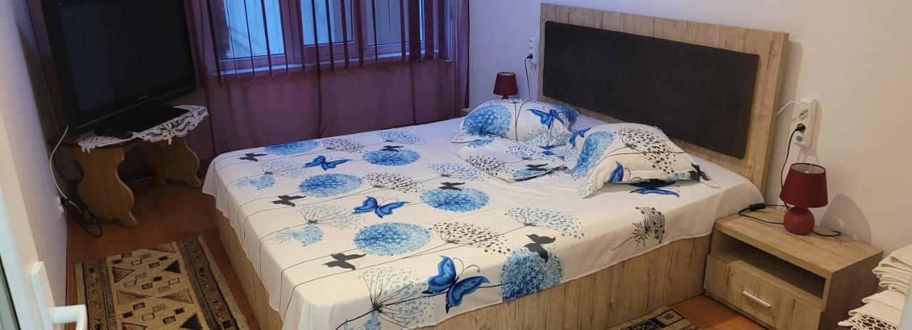Apartament 3 camere Neptun - B&B Mangalia