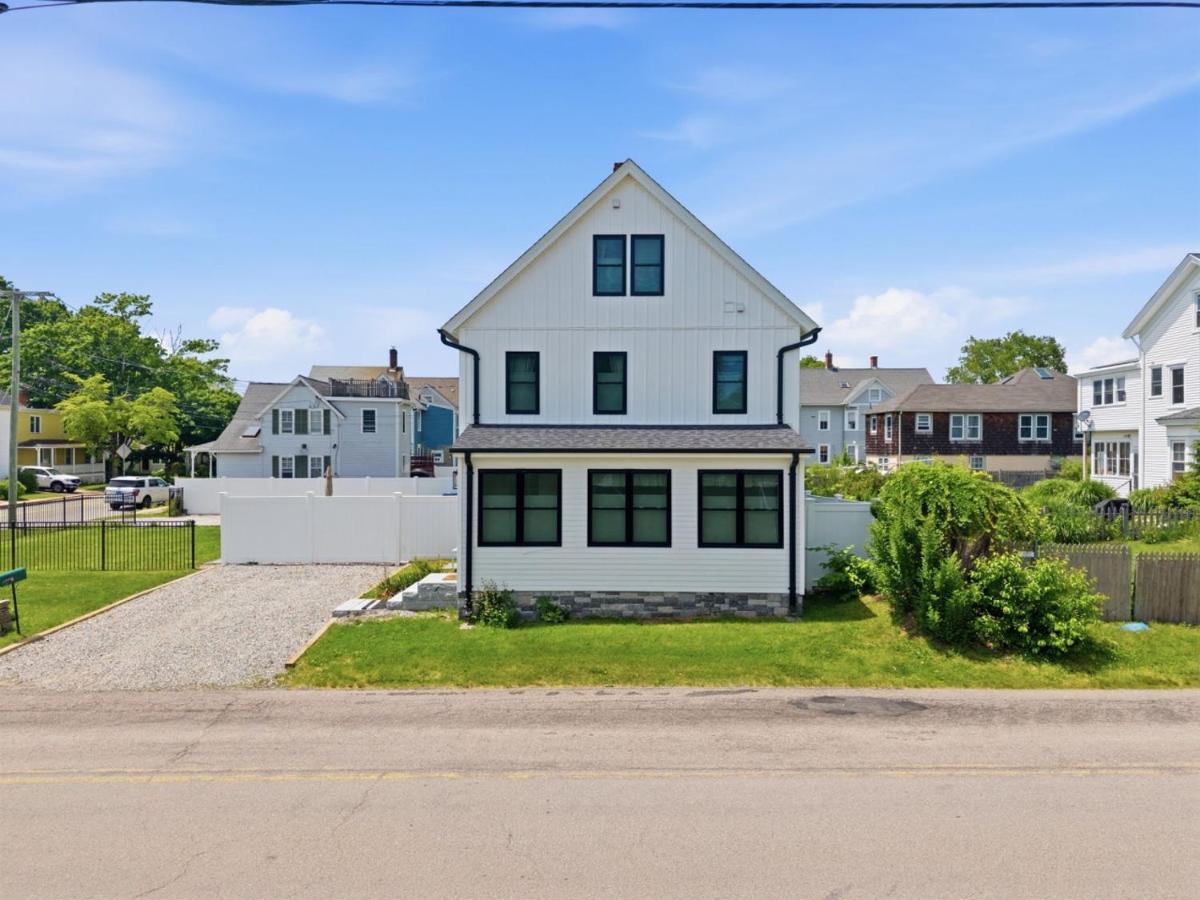 Whalers Rest, Historic Flat Near Harbor, Beach and Mystic - Chambres d'hôtes Stonington