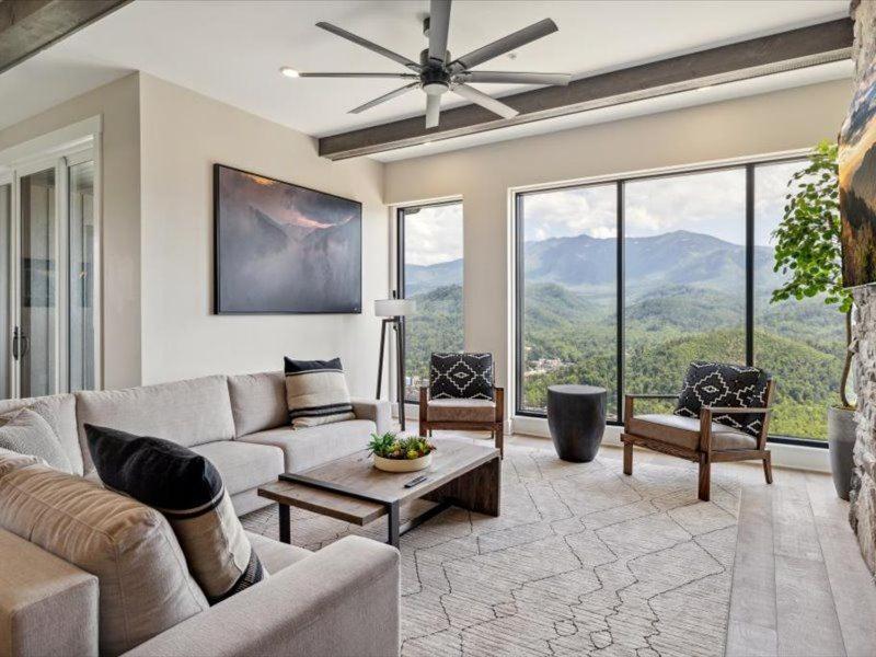 Highlands of the Smokies 501PH 3br - B&B Gatlinburg