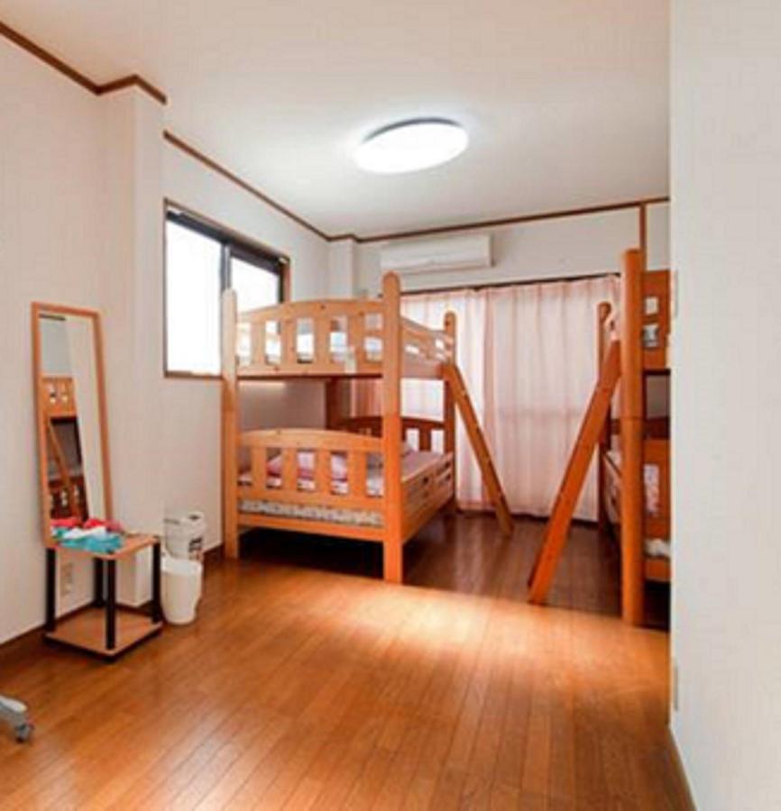 Bunk Bed in Mixed Dormitory Room