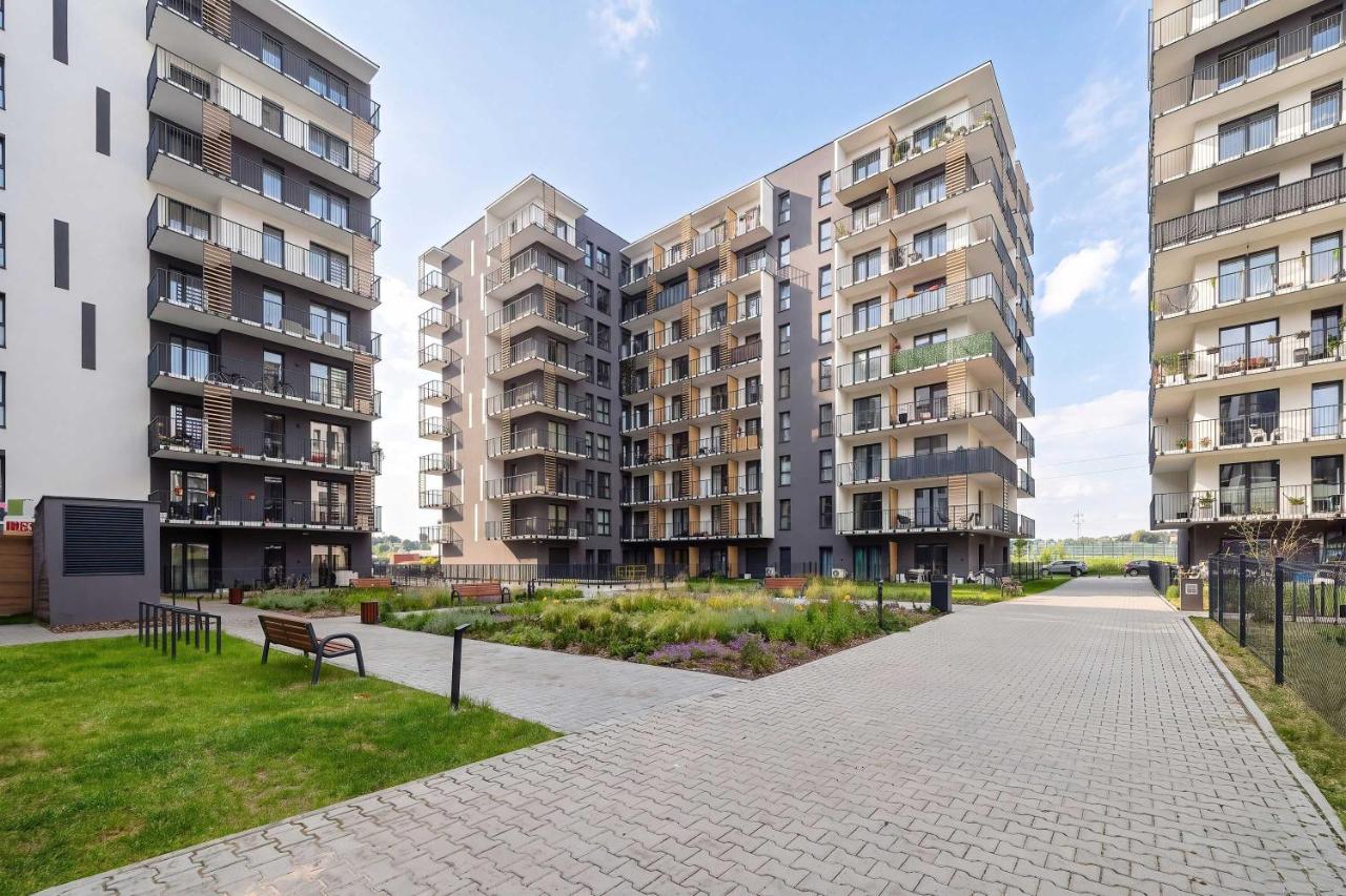 Stylish apartment with parking Cracow Powstańców 82 by Heyrent - Chambres d'hôtes Cracovie