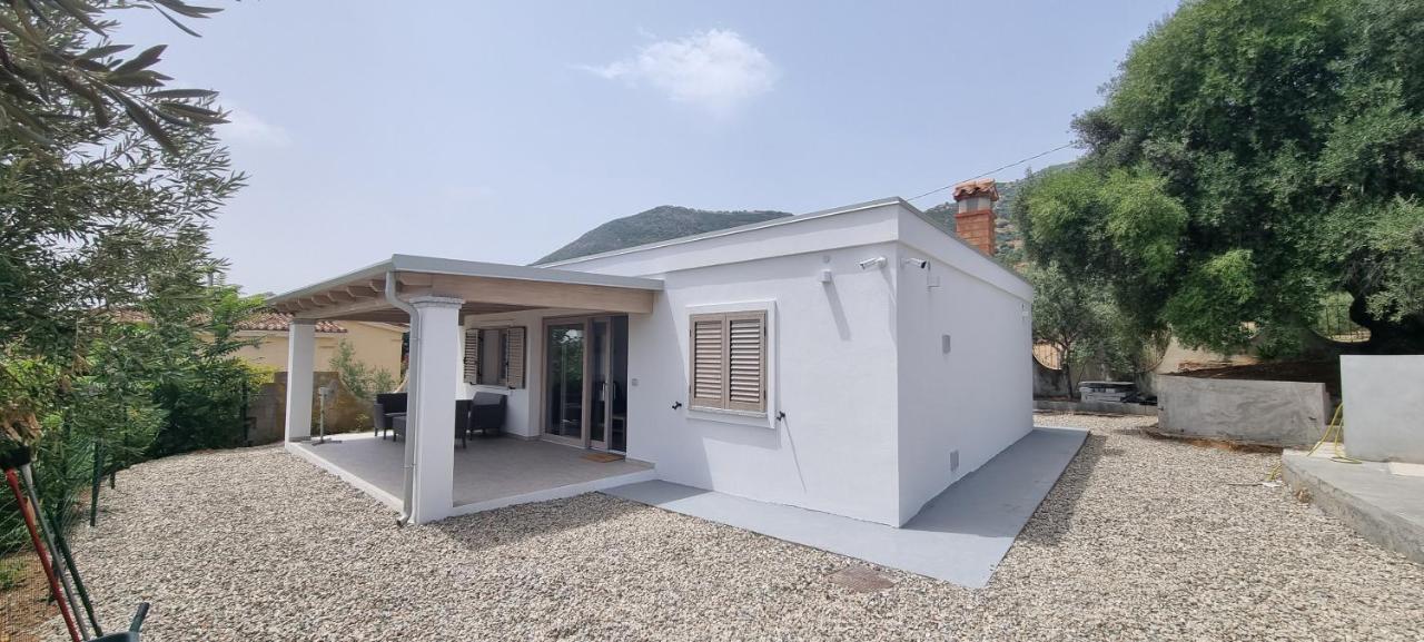 Sa Omu de S'Olia - Ferienwohnung Tertenia