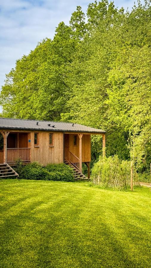 Les Cabanes Champêtres - Le Domaine des Trois Tilleuls - B&B Villers-la-Ville