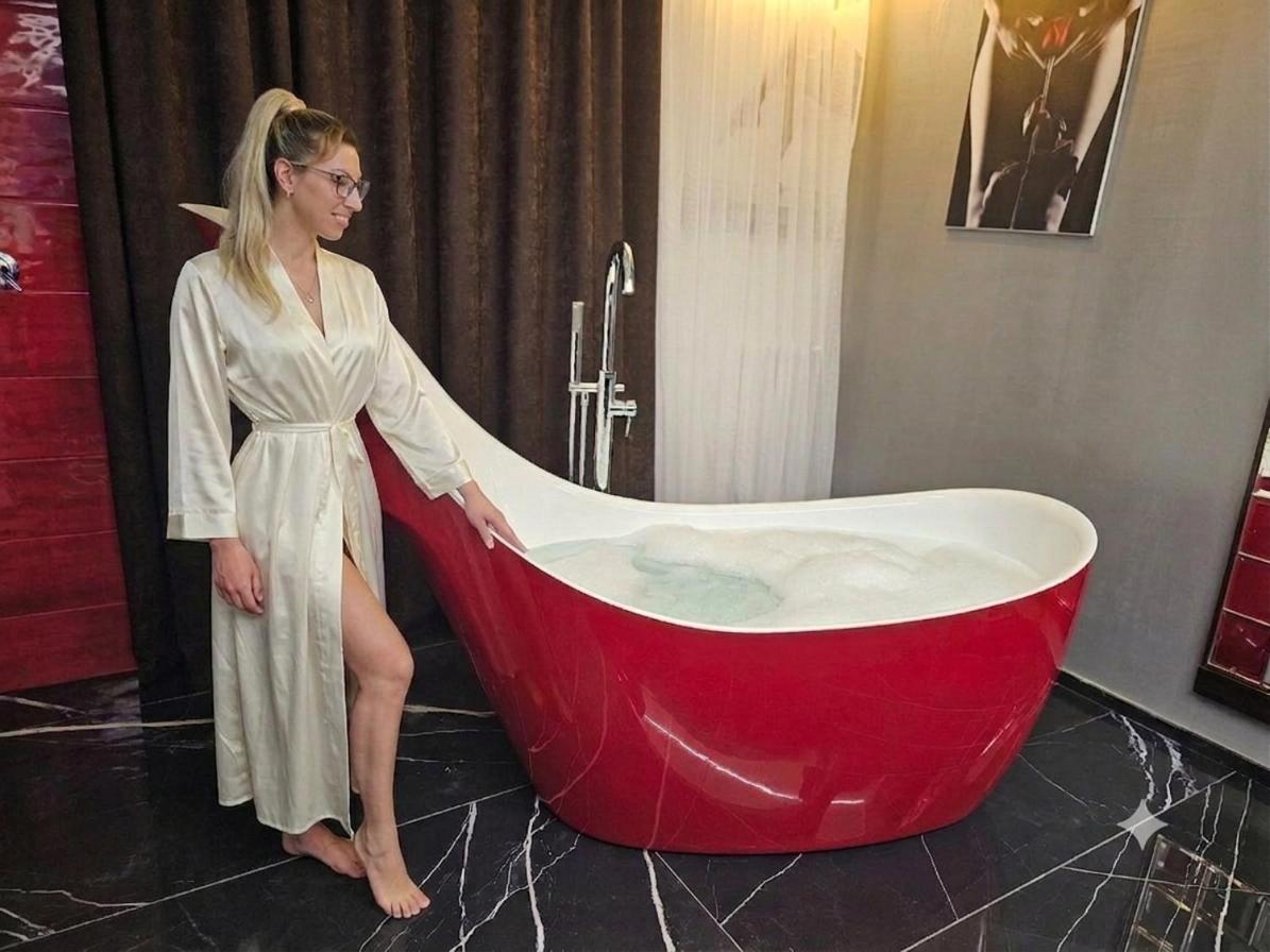 Suite Tacco 12 Luxury Romantic Suite 3 min Metro - B&B Roma