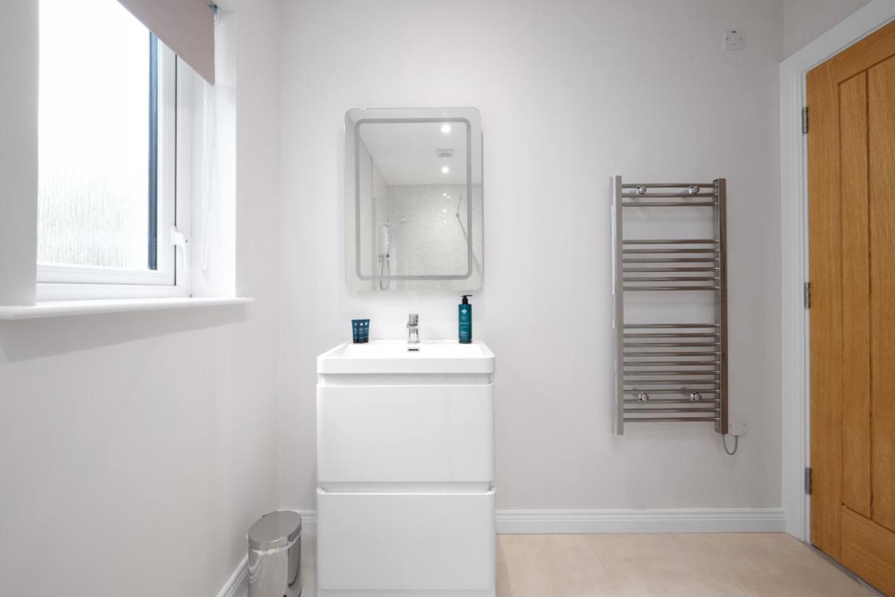 Cherry Lodge by Escape Ordinary - B&B Coleraine