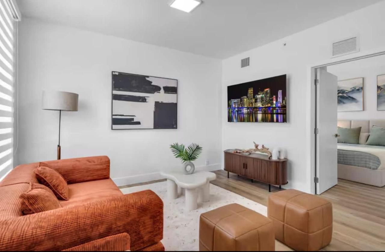 Central Location 2BR 2 BA #101 - B&B Miami