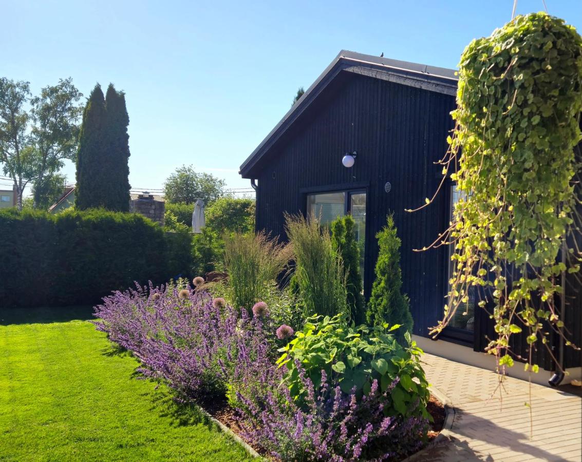 Number 4 - Boutique Stay & Private Mini Spa - Ferienwohnung Hapsal