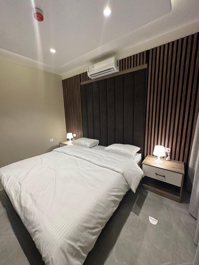 303 AL-NAJEH JRE Apartments For Rent ave - Chambres d'hôtes Amman