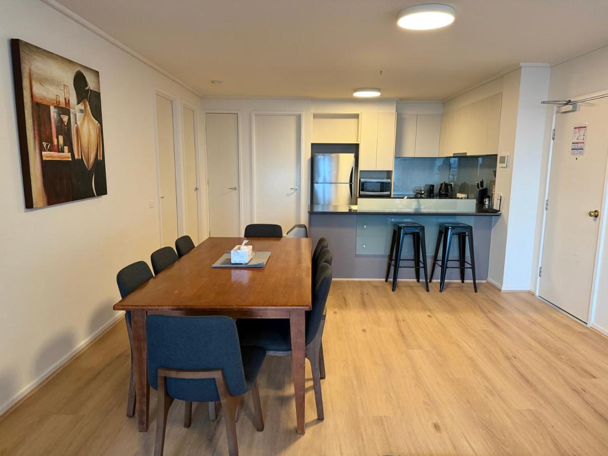 Spacious 3 Bedroom Apartment Southbank - B&B Melbourne