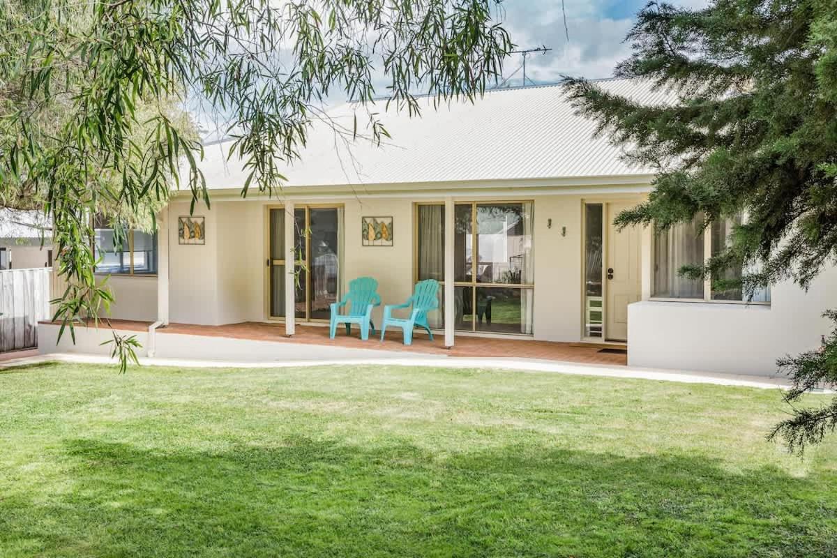 Reverie By The Bay - Walk to Beaches, Relax in Style - Ferienwohnung Dunsborough
