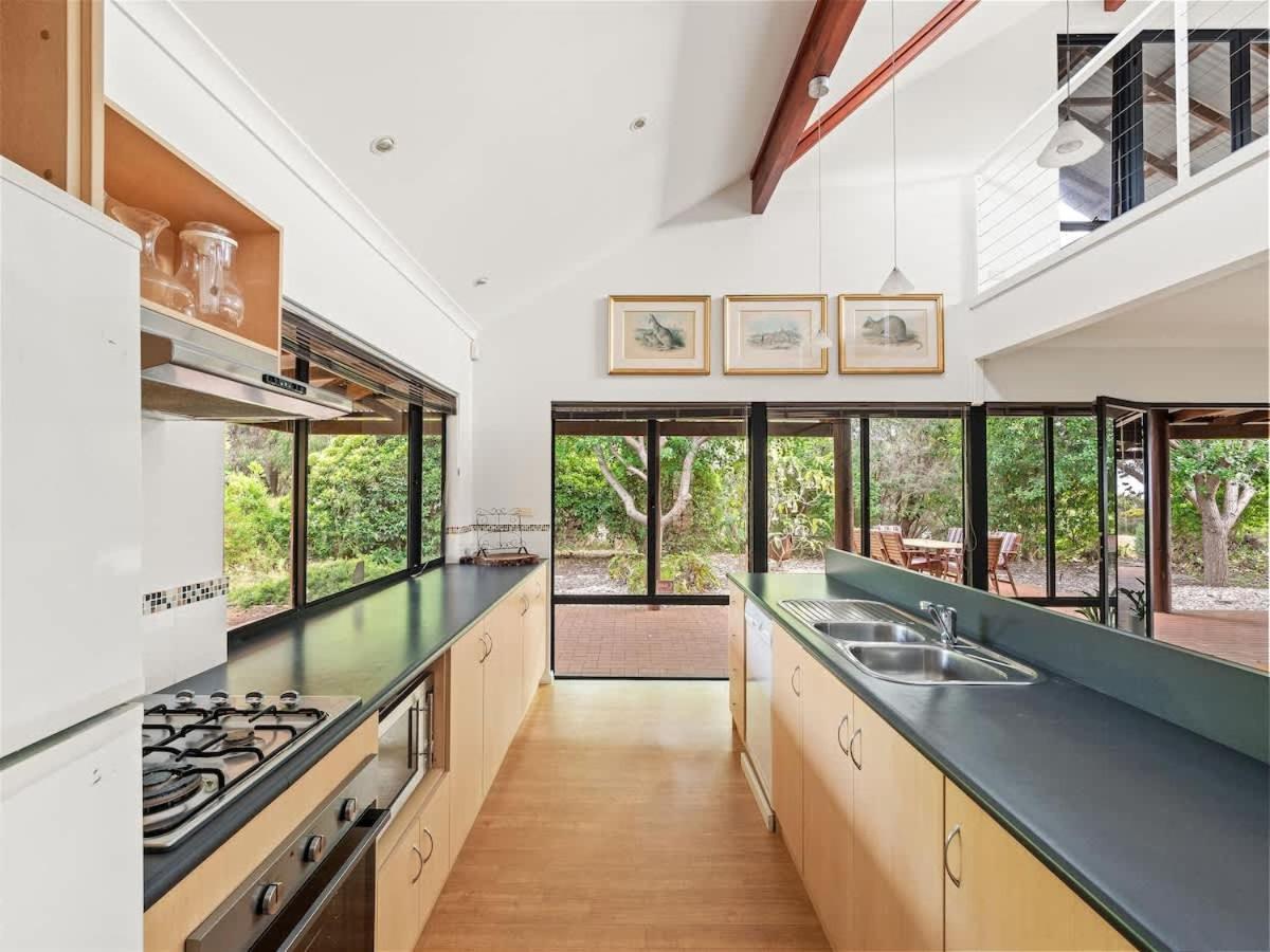 Sailors Hill Retreat - Bushland Living by the Coast - Chambres d'hôtes Yallingup