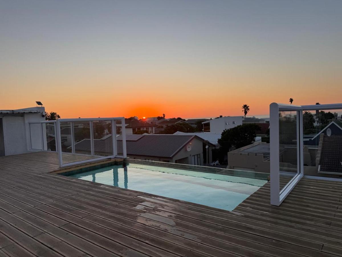 Skypool Guesthouse - B&B Cape Town