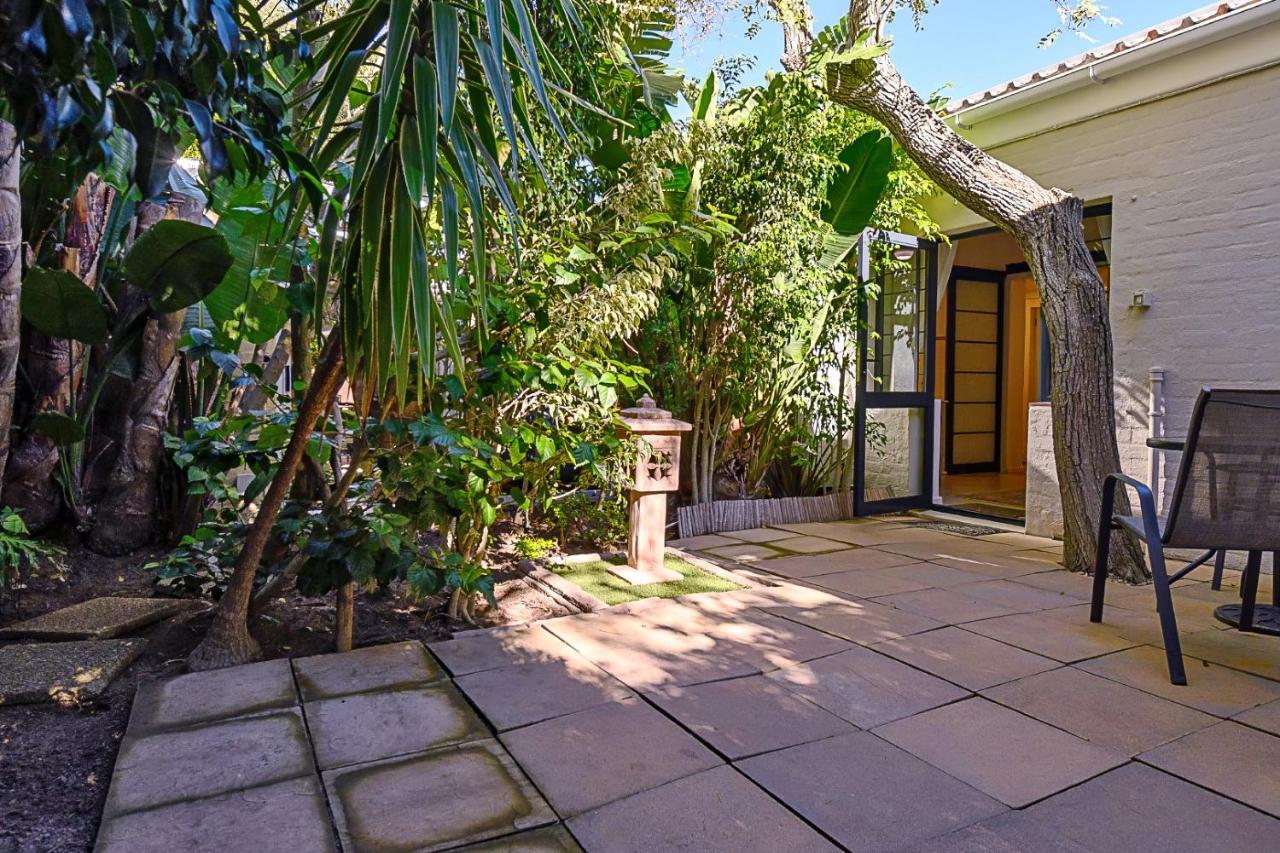 Paradiso Guesthouse & Self-catering Cottage - Bed and Breakfast Kaapstad