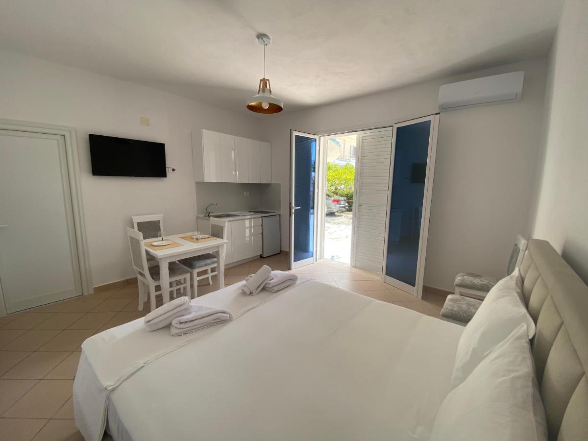 Relax Villa - B&B Valona