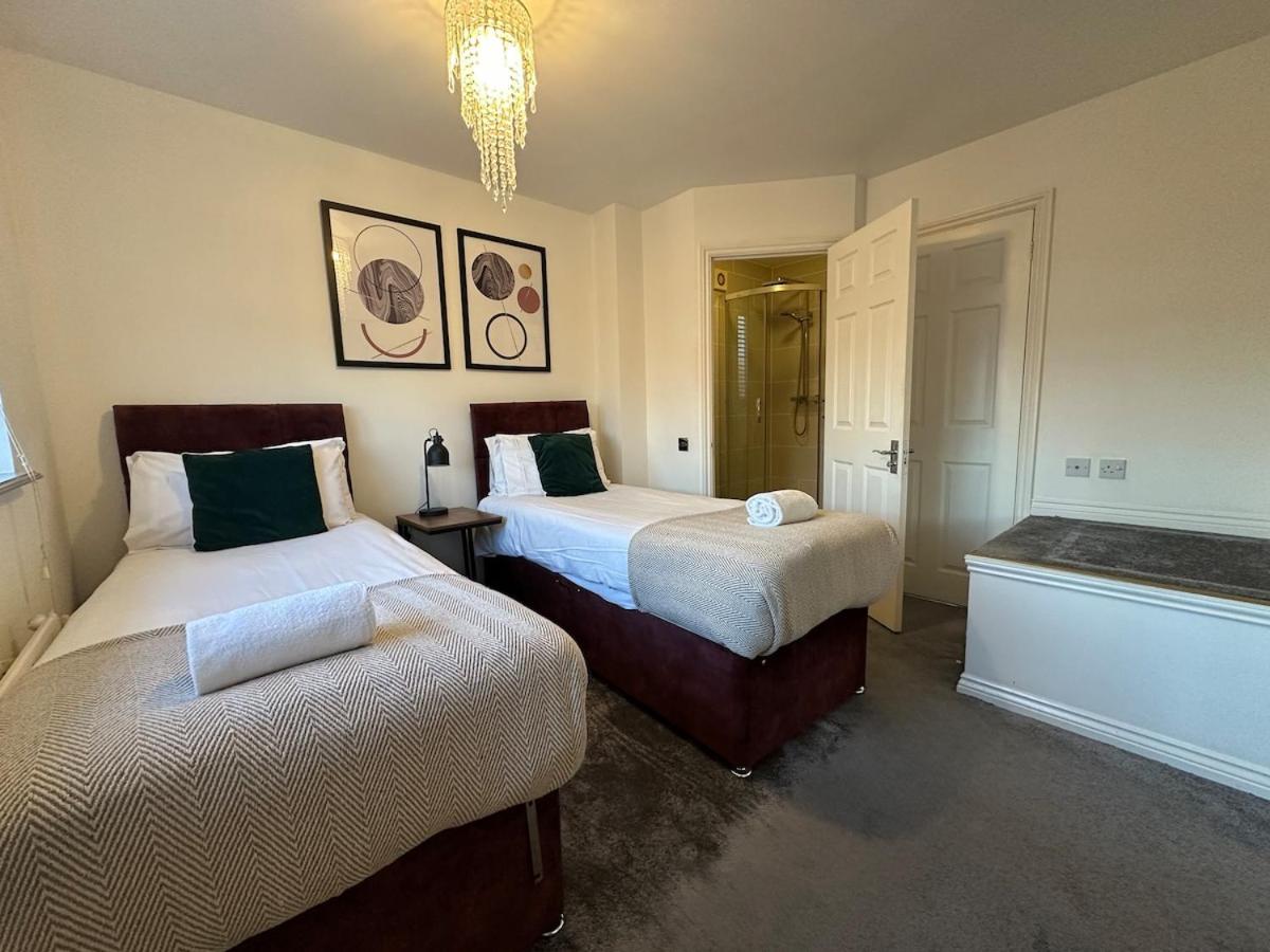 Richmond Stay - Both for families & Business - B&B Swindon