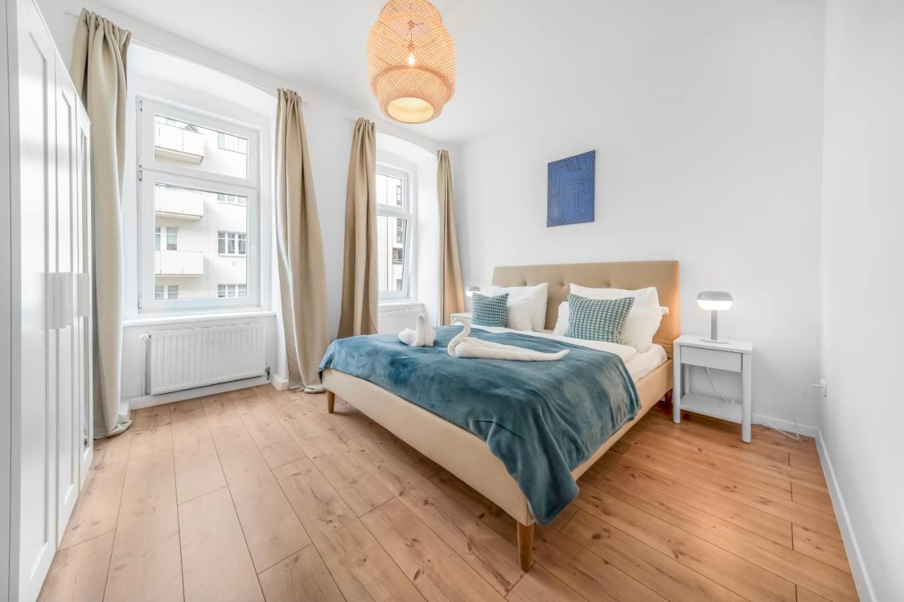 Spacious Apartments, 20 min to city center, Kitchen, Smart TV&Wifi - Ferienwohnung Wien