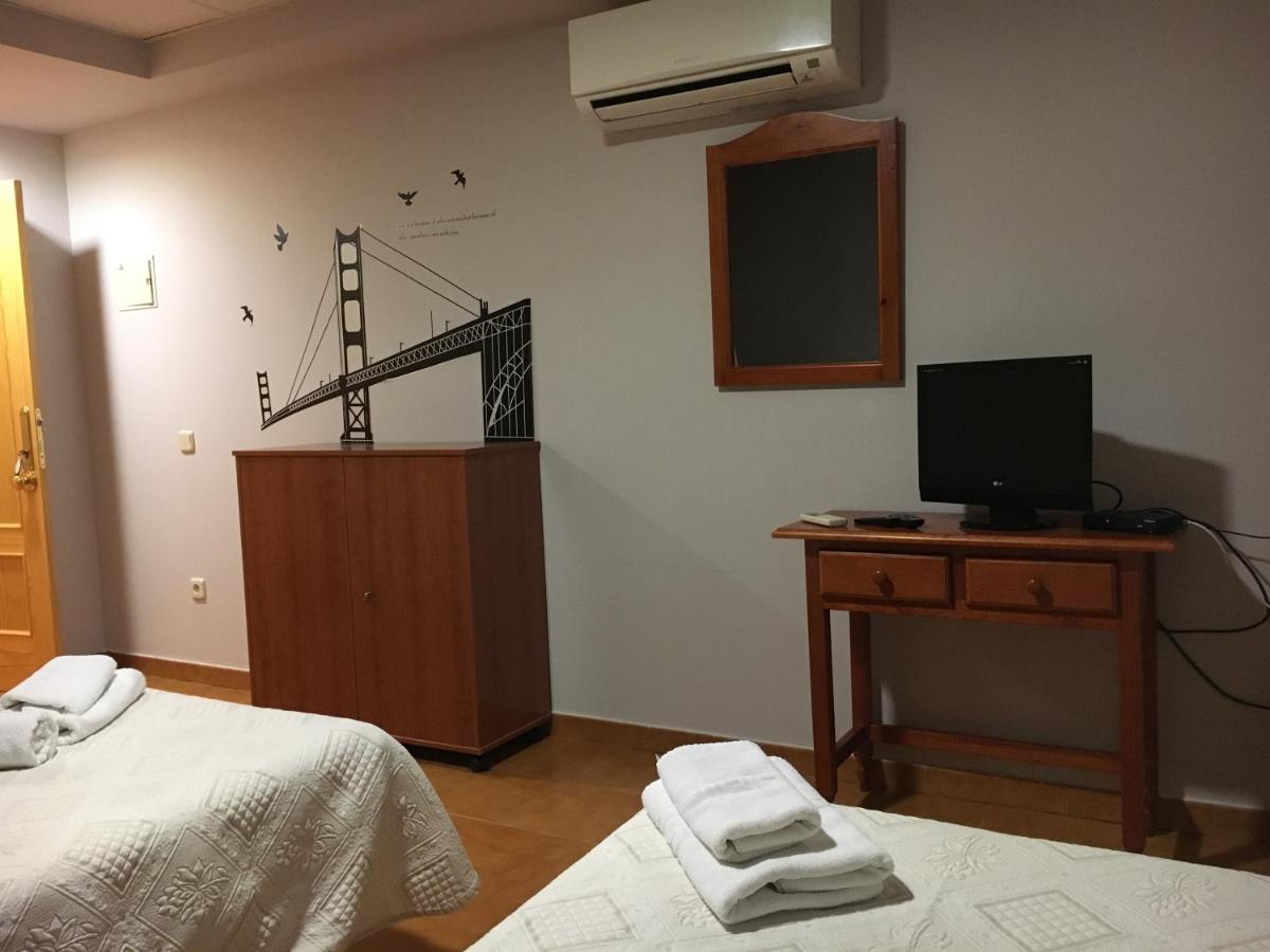 Camera Doppia con Letti Singoli