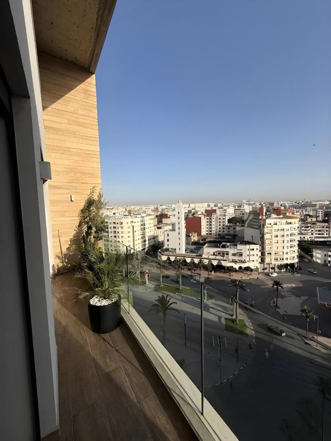 Studio 10th floor, near CasaVoyageurs station, High WIFI, Self check in - B&B Casablanca