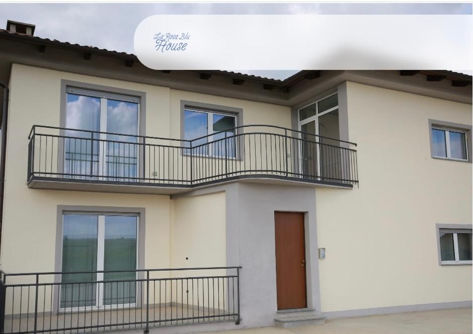 RS House LA ROSA BLU - B&B Santena