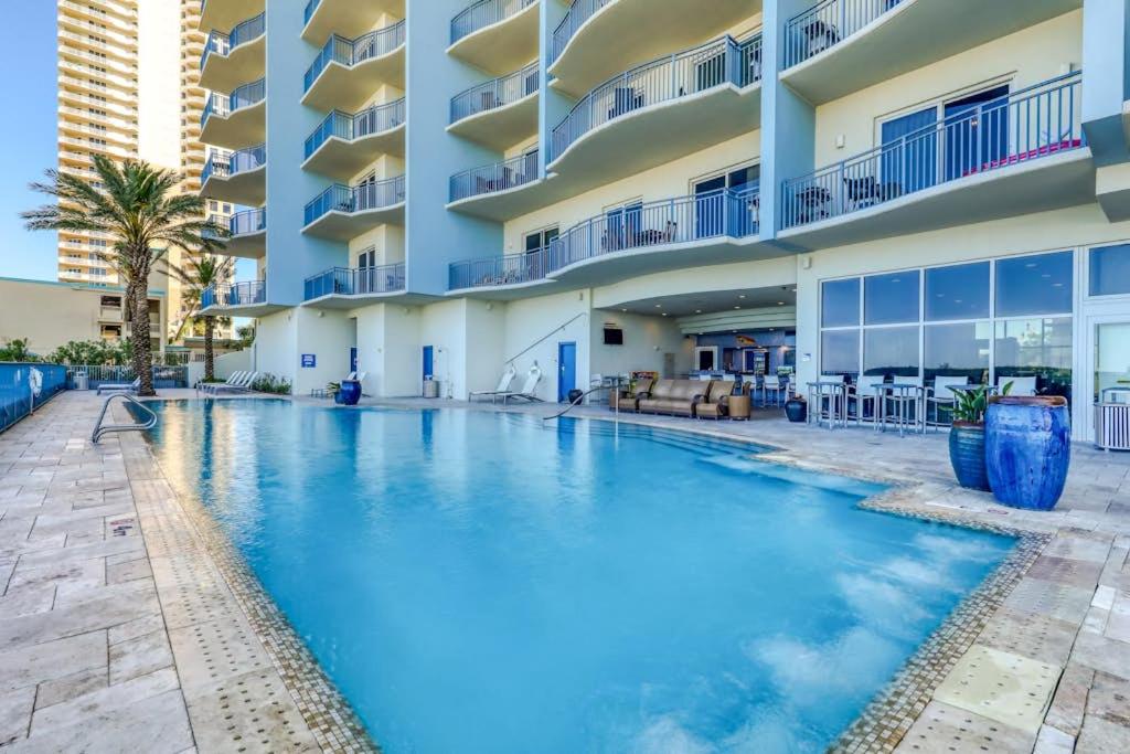 Sterling Breeze villa with balcony pool & hot tub - B&B Panama City Beach