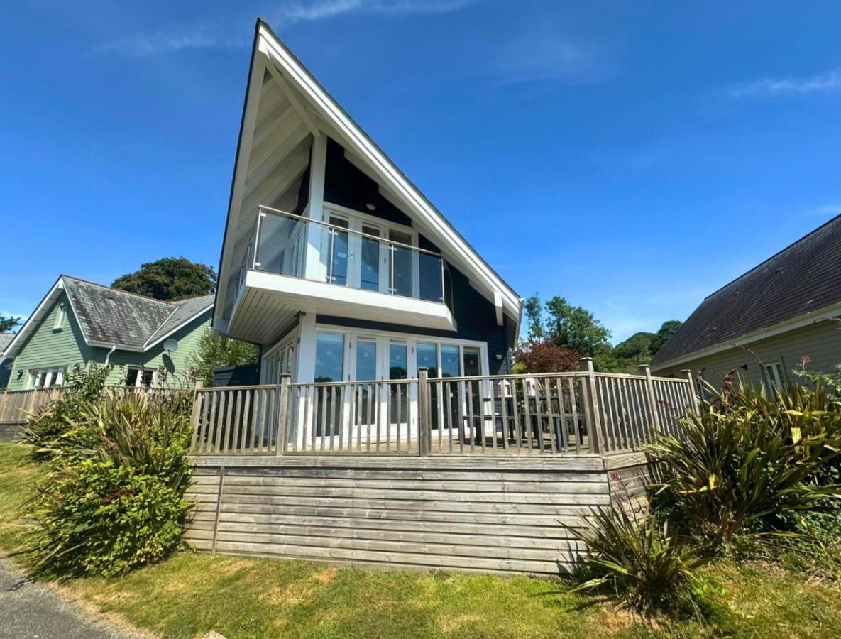 Trewhiddle Retreat V30 by Together Travel - Luxury 4-Bedroom Villa - B&B St Austell