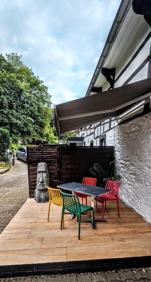modern vs rustikal - Maisonette Wohnung mit Terrasse - B&B Roetgen