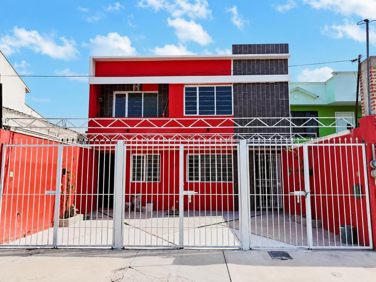 Casa de lujo con cine privado a 3 min del centro - B&B Ixmiquilpan
