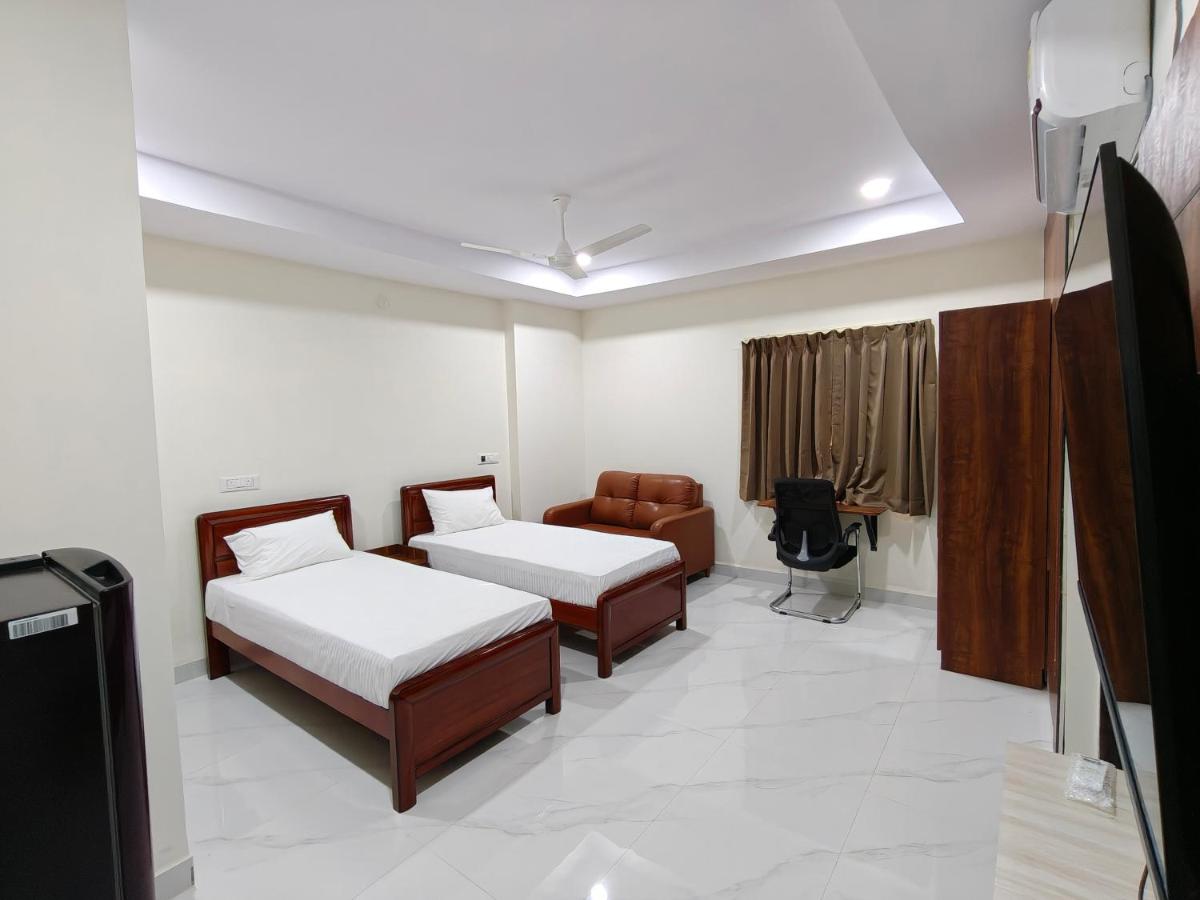 RR1RK Suites - B&B Hyderabad